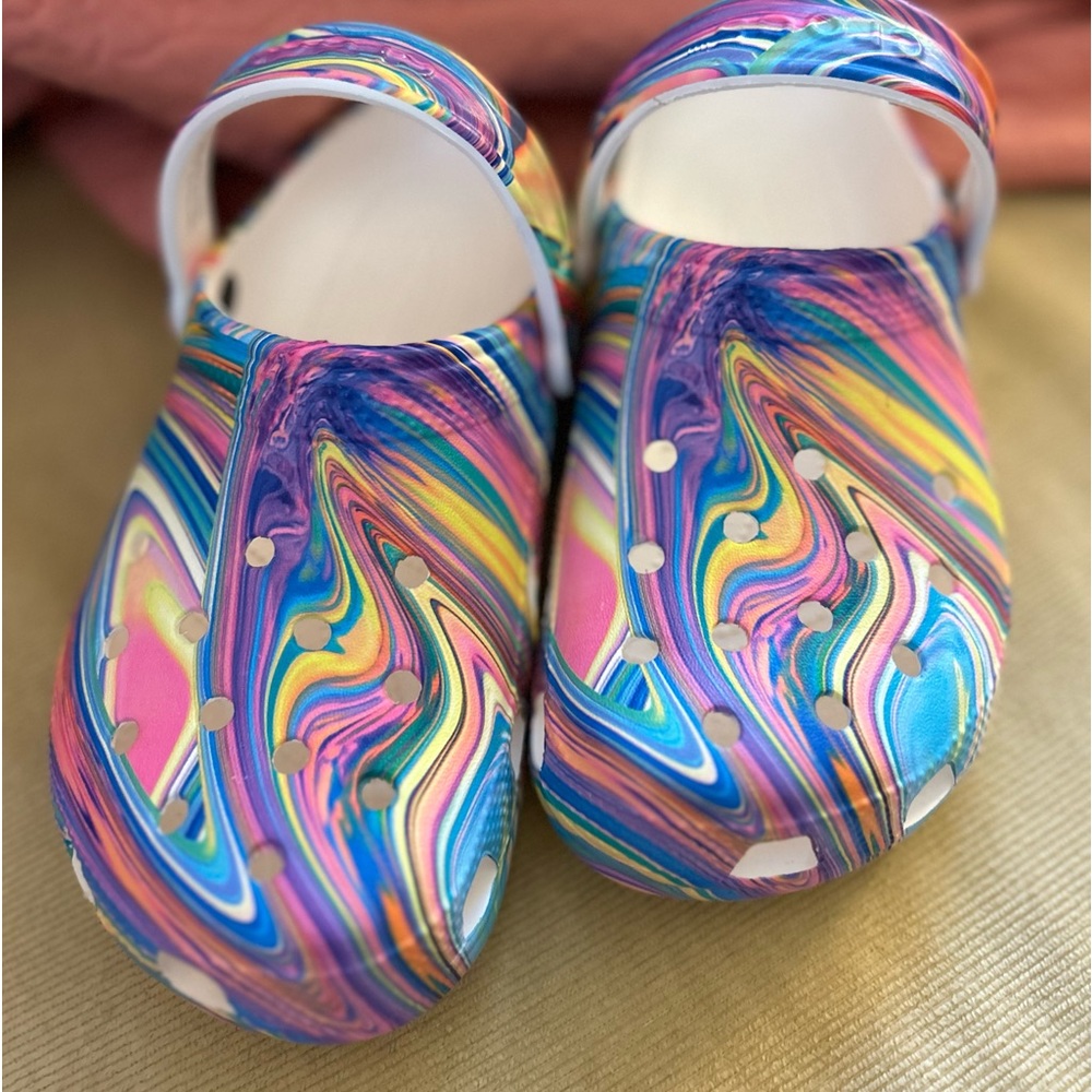 Crocs Classic Out of this World II Clogs, NWOT, kids size J3